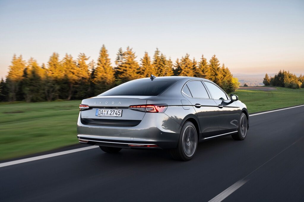 Skoda-Superb-2-1024x682